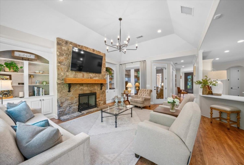 1689 DE HAIG LN, Collierville, Tennessee 38017, 4 Bedroom Bedrooms, 9 Room Rooms,3 BathroomBathrooms,Residential,For Sale,DE HAIG,0,10229255