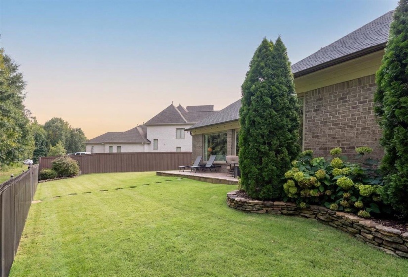 1689 DE HAIG LN, Collierville, Tennessee 38017, 4 Bedroom Bedrooms, 9 Room Rooms,3 BathroomBathrooms,Residential,For Sale,DE HAIG,0,10229255