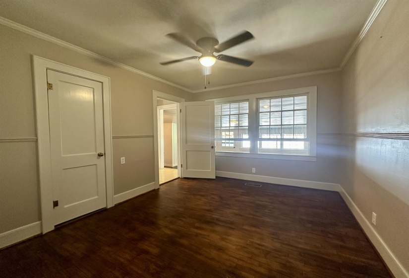 224 MAPLE ST, Selmer, Tennessee 38375-1712, 4 Bedroom Bedrooms, 8 Room Rooms,1 BathroomBathrooms,Residential,For Sale,MAPLE,0,10229264