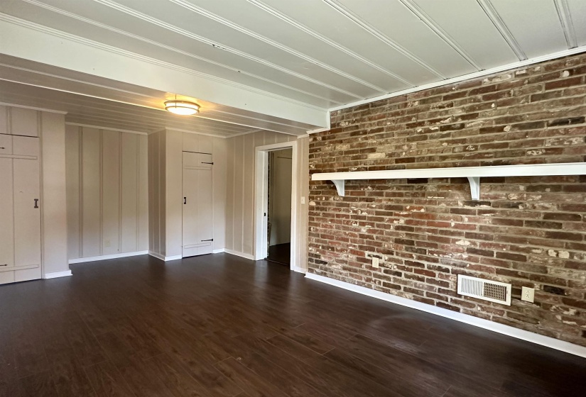 224 MAPLE ST, Selmer, Tennessee 38375-1712, 4 Bedroom Bedrooms, 8 Room Rooms,1 BathroomBathrooms,Residential,For Sale,MAPLE,0,10229264