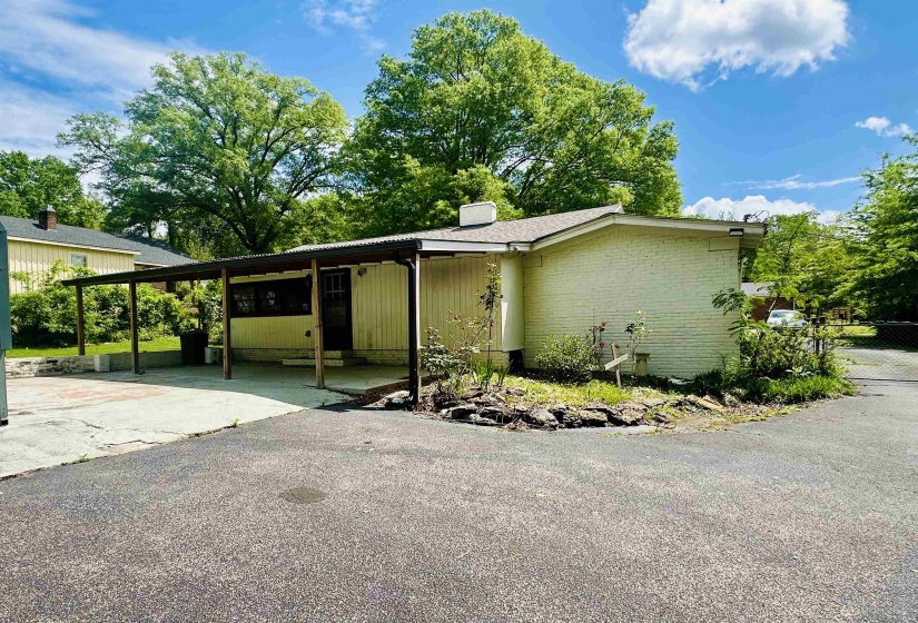 224 MAPLE ST, Selmer, Tennessee 38375-1712, 4 Bedroom Bedrooms, 8 Room Rooms,1 BathroomBathrooms,Residential,For Sale,MAPLE,0,10229264