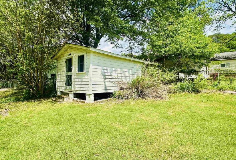 224 MAPLE ST, Selmer, Tennessee 38375-1712, 4 Bedroom Bedrooms, 8 Room Rooms,1 BathroomBathrooms,Residential,For Sale,MAPLE,0,10229264