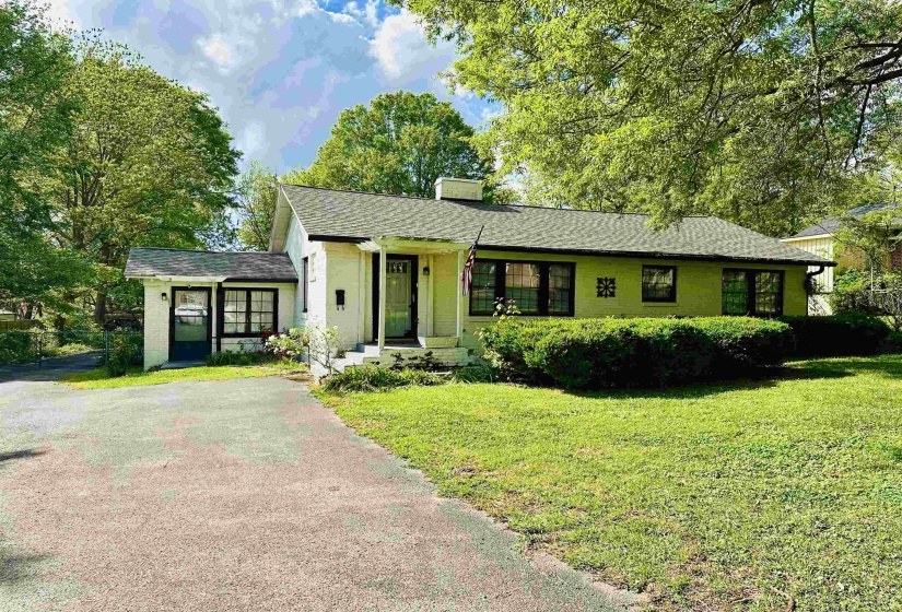 224 MAPLE ST, Selmer, Tennessee 38375-1712, 4 Bedroom Bedrooms, 8 Room Rooms,1 BathroomBathrooms,Residential,For Sale,MAPLE,0,10229264