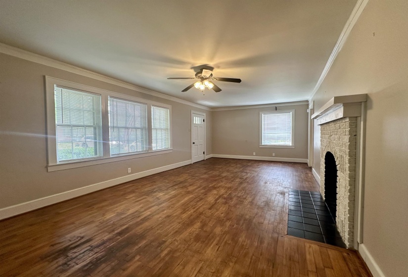 224 MAPLE ST, Selmer, Tennessee 38375-1712, 4 Bedroom Bedrooms, 8 Room Rooms,1 BathroomBathrooms,Residential,For Sale,MAPLE,0,10229264