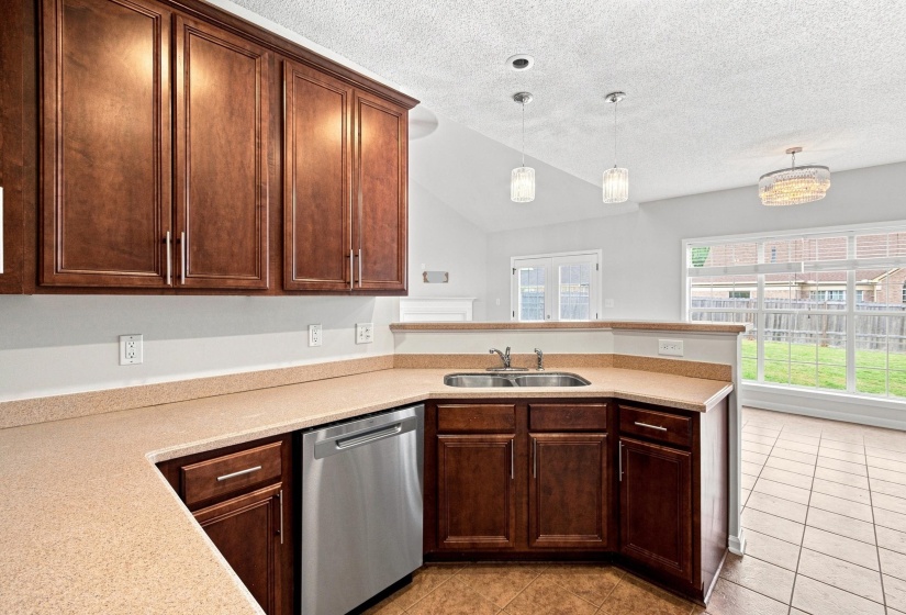 1472 PEMBERTON LN, Unincorporated, Tennessee 38016, 3 Bedroom Bedrooms, 7 Room Rooms,2.1 BathroomBathrooms,Residential,For Sale,PEMBERTON,0,10229266