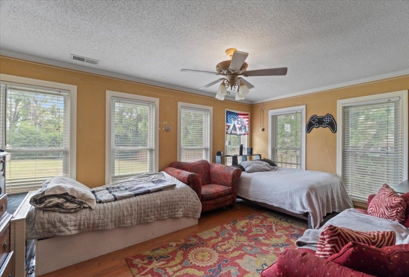 4760 HALLBROOK DR, Millington, Tennessee 38053, 3 Bedroom Bedrooms, 7 Room Rooms,2 BathroomBathrooms,Residential,For Sale,HALLBROOK,0,10229269