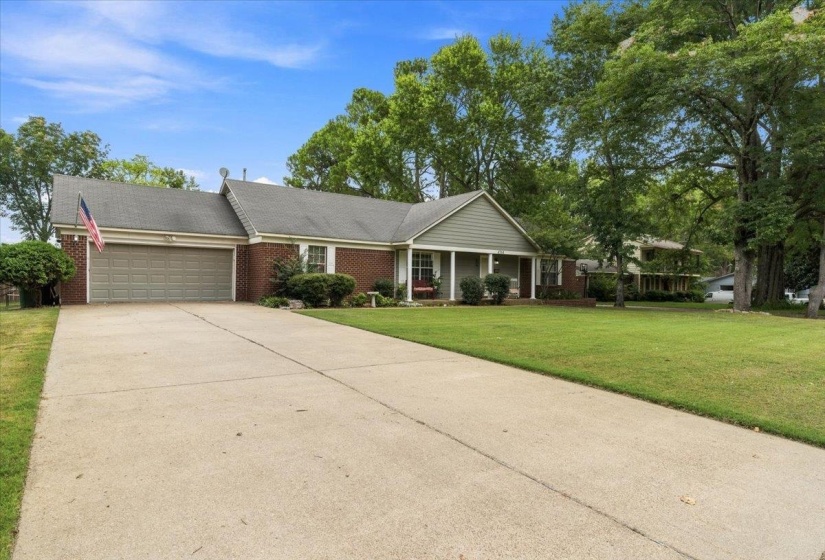 4760 HALLBROOK DR, Millington, Tennessee 38053, 3 Bedroom Bedrooms, 7 Room Rooms,2 BathroomBathrooms,Residential,For Sale,HALLBROOK,0,10229269