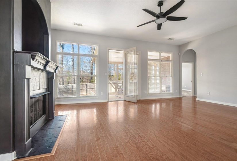 12176 PRESERVE WOODS LN, Arlington, Tennessee 38002, 3 Bedroom Bedrooms, 3 Room Rooms,3 BathroomBathrooms,Rental Properties,For Sale,PRESERVE WOODS,0,10229275