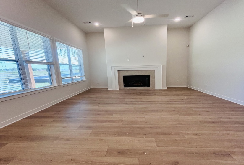 7044 WALKER FARMS DR, Bartlett, Tennessee 38002, 5 Bedroom Bedrooms, 13 Room Rooms,3 BathroomBathrooms,Residential,For Sale,WALKER FARMS,0,10226186