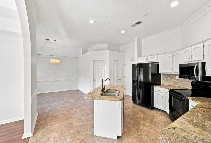 216 ALAN CV, Collierville, Tennessee 38017, 3 Bedroom Bedrooms, 8 Room Rooms,2 BathroomBathrooms,Residential,For Sale,ALAN,0,10229033