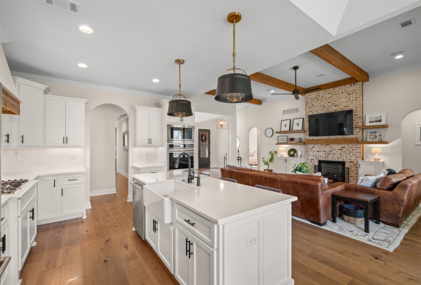 684 CYPRESS VIEW CIR, Collierville, Tennessee 38017, 5 Bedroom Bedrooms, 15 Room Rooms,4.1 BathroomBathrooms,Residential,For Sale,CYPRESS VIEW,0,10229270