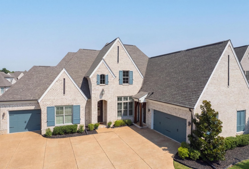 684 CYPRESS VIEW CIR, Collierville, Tennessee 38017, 5 Bedroom Bedrooms, 15 Room Rooms,4.1 BathroomBathrooms,Residential,For Sale,CYPRESS VIEW,0,10229270