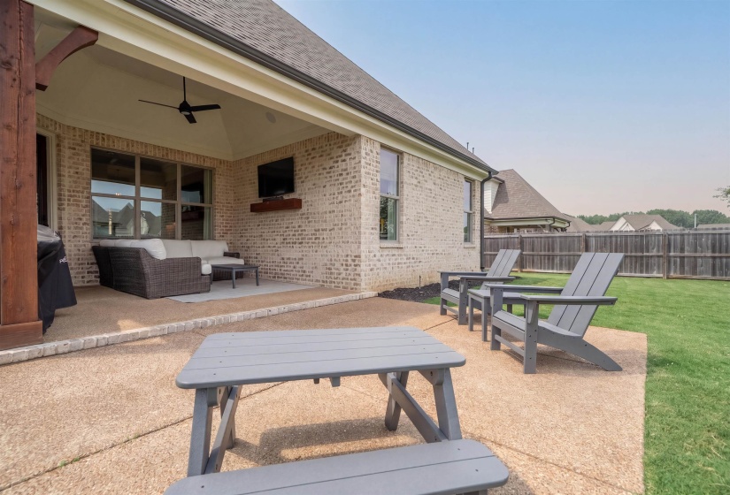 684 CYPRESS VIEW CIR, Collierville, Tennessee 38017, 5 Bedroom Bedrooms, 15 Room Rooms,4.1 BathroomBathrooms,Residential,For Sale,CYPRESS VIEW,0,10229270
