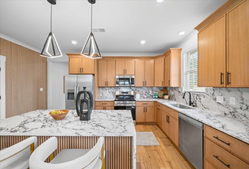921 GALLOWAY AVE, Memphis, Tennessee 38105, 3 Bedroom Bedrooms, 3 Room Rooms,2 BathroomBathrooms,Residential,For Sale,GALLOWAY,0,10229271
