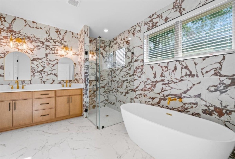 921 GALLOWAY AVE, Memphis, Tennessee 38105, 3 Bedroom Bedrooms, 3 Room Rooms,2 BathroomBathrooms,Residential,For Sale,GALLOWAY,0,10229271