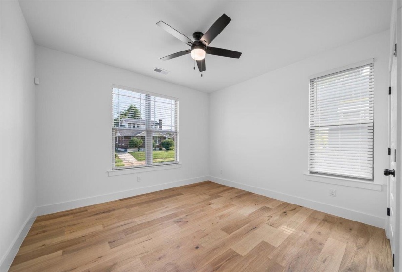 921 GALLOWAY AVE, Memphis, Tennessee 38105, 3 Bedroom Bedrooms, 3 Room Rooms,2 BathroomBathrooms,Residential,For Sale,GALLOWAY,0,10229271