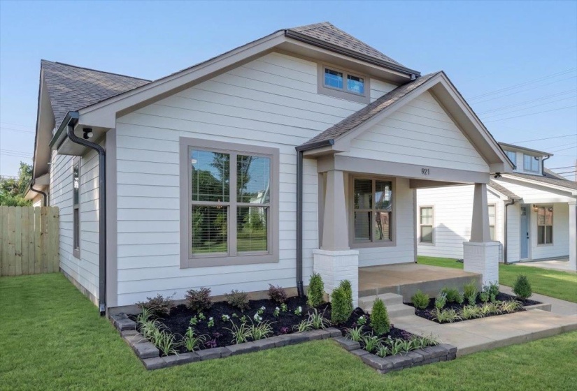 921 GALLOWAY AVE, Memphis, Tennessee 38105, 3 Bedroom Bedrooms, 3 Room Rooms,2 BathroomBathrooms,Residential,For Sale,GALLOWAY,0,10229271