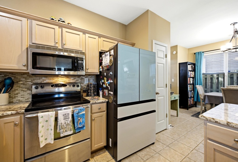 1282 ISLAND PL, Memphis, Tennessee 38103, 3 Bedroom Bedrooms, 8 Room Rooms,2.1 BathroomBathrooms,Residential,For Sale,ISLAND,0,10229272