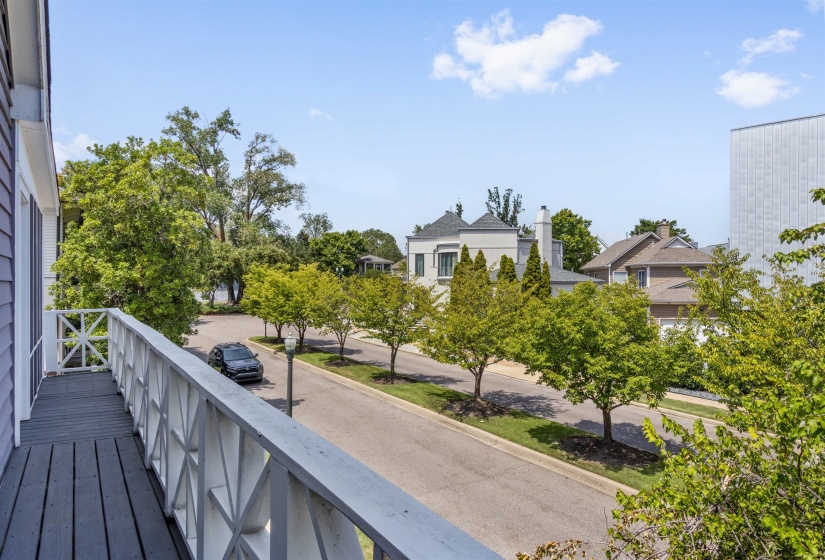 79 HARBOR VILLAGE DR, Memphis, Tennessee 38103, 2 Bedroom Bedrooms, 6 Room Rooms,2.1 BathroomBathrooms,Residential,For Sale,HARBOR VILLAGE,0,10229273
