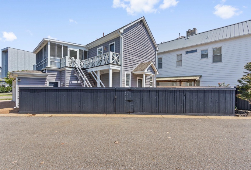 79 HARBOR VILLAGE DR, Memphis, Tennessee 38103, 2 Bedroom Bedrooms, 6 Room Rooms,2.1 BathroomBathrooms,Residential,For Sale,HARBOR VILLAGE,0,10229273