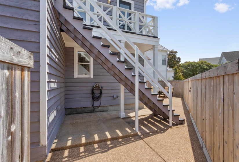 79 HARBOR VILLAGE DR, Memphis, Tennessee 38103, 2 Bedroom Bedrooms, 6 Room Rooms,2.1 BathroomBathrooms,Residential,For Sale,HARBOR VILLAGE,0,10229273