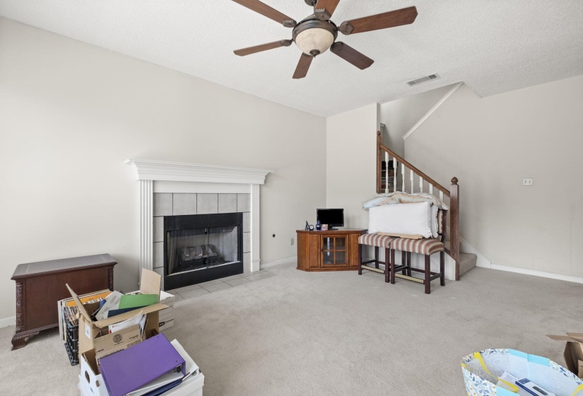 8977 CHIMNEYROCK BLVD, Memphis, Tennessee 38016, 5 Bedroom Bedrooms, 9 Room Rooms,3 BathroomBathrooms,Residential,For Sale,CHIMNEYROCK,0,10229277