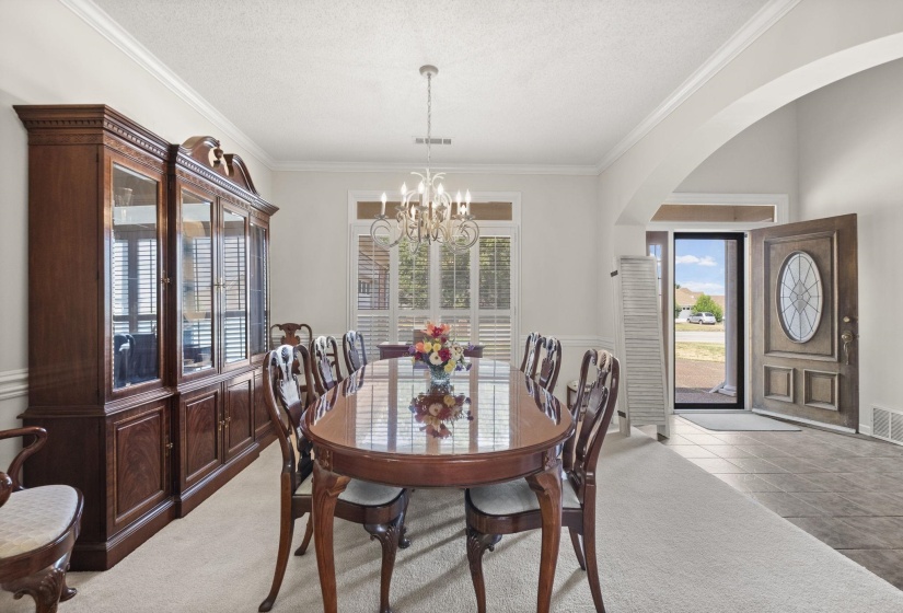 8977 CHIMNEYROCK BLVD, Memphis, Tennessee 38016, 5 Bedroom Bedrooms, 9 Room Rooms,3 BathroomBathrooms,Residential,For Sale,CHIMNEYROCK,0,10229277
