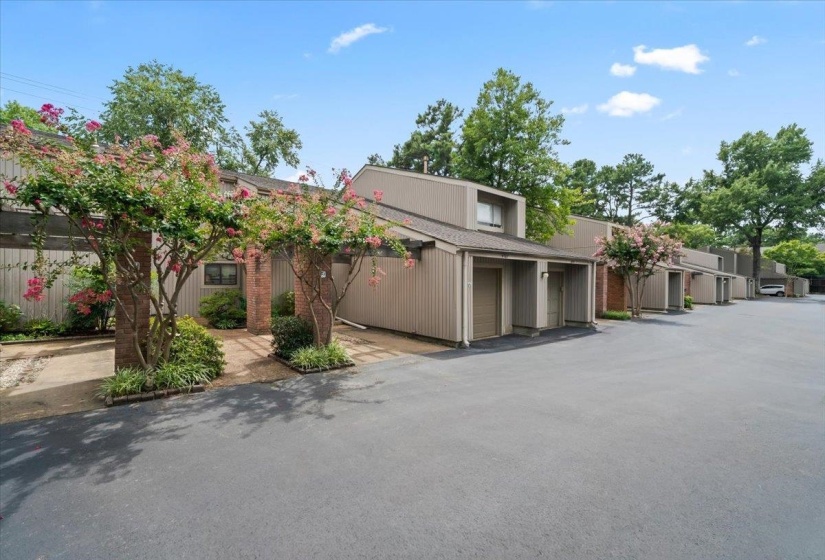 4787 TOWERING OAKS DR, Memphis, Tennessee 38117, 2 Bedroom Bedrooms, 6 Room Rooms,1.1 BathroomBathrooms,Residential,For Sale,TOWERING OAKS,0,10229280