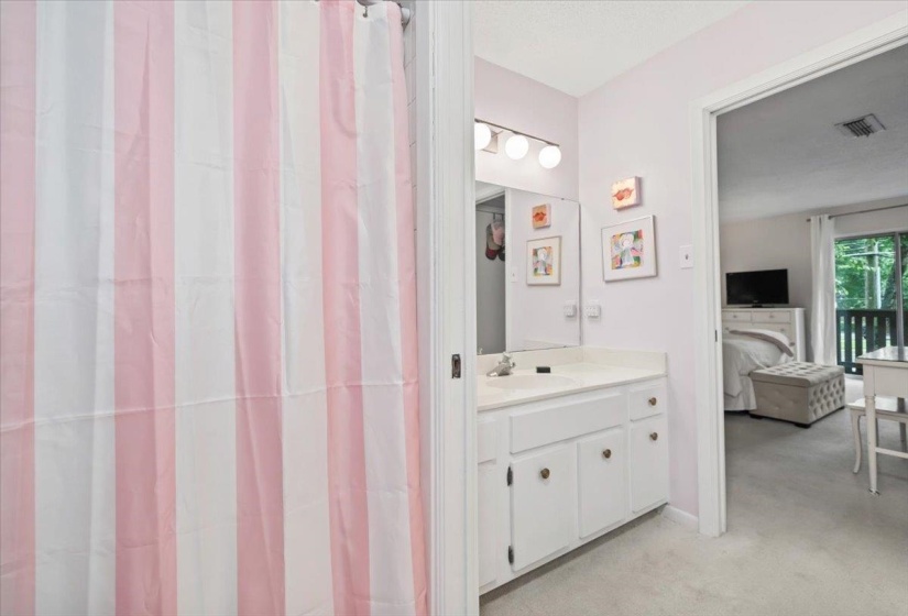4787 TOWERING OAKS DR, Memphis, Tennessee 38117, 2 Bedroom Bedrooms, 6 Room Rooms,1.1 BathroomBathrooms,Residential,For Sale,TOWERING OAKS,0,10229280