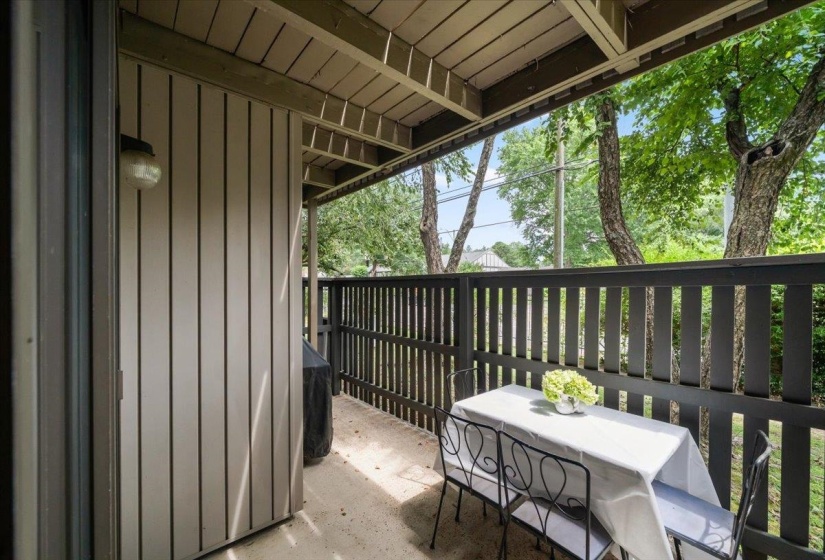 4787 TOWERING OAKS DR, Memphis, Tennessee 38117, 2 Bedroom Bedrooms, 6 Room Rooms,1.1 BathroomBathrooms,Residential,For Sale,TOWERING OAKS,0,10229280
