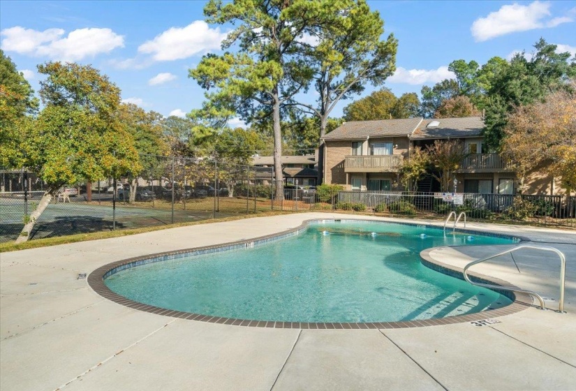 4787 TOWERING OAKS DR, Memphis, Tennessee 38117, 2 Bedroom Bedrooms, 6 Room Rooms,1.1 BathroomBathrooms,Residential,For Sale,TOWERING OAKS,0,10229280