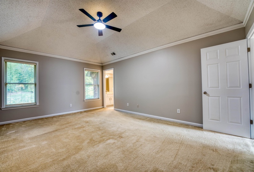 8747 GRANDBURY PL, Memphis, Tennessee 38016, 4 Bedroom Bedrooms, 7 Room Rooms,2.1 BathroomBathrooms,Residential,For Sale,GRANDBURY,0,10229282