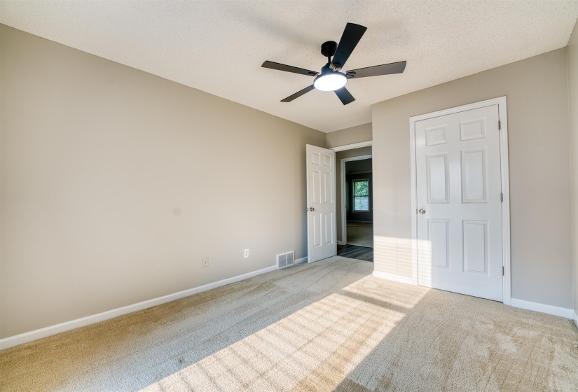 8747 GRANDBURY PL, Memphis, Tennessee 38016, 4 Bedroom Bedrooms, 7 Room Rooms,2.1 BathroomBathrooms,Residential,For Sale,GRANDBURY,0,10229282
