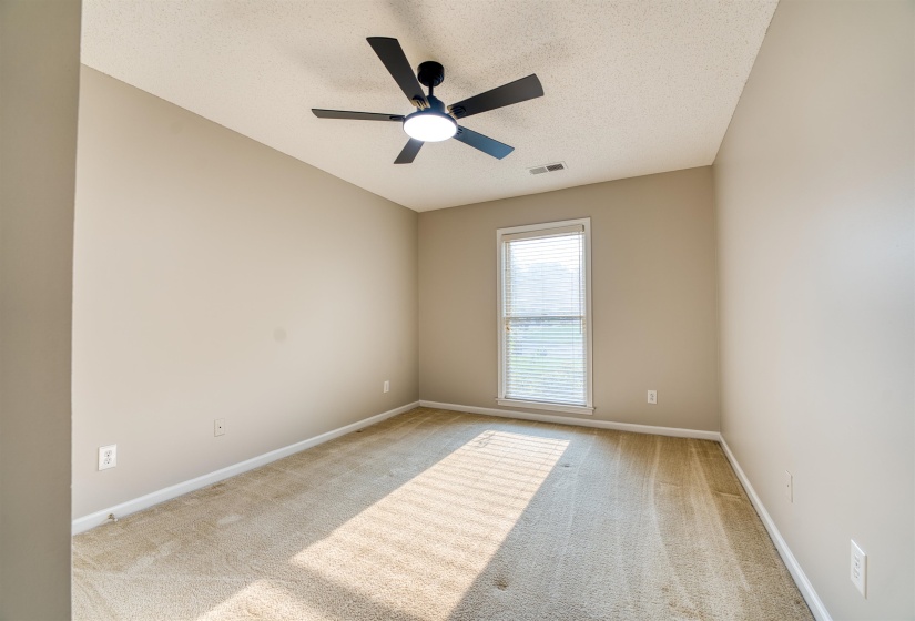 8747 GRANDBURY PL, Memphis, Tennessee 38016, 4 Bedroom Bedrooms, 7 Room Rooms,2.1 BathroomBathrooms,Residential,For Sale,GRANDBURY,0,10229282