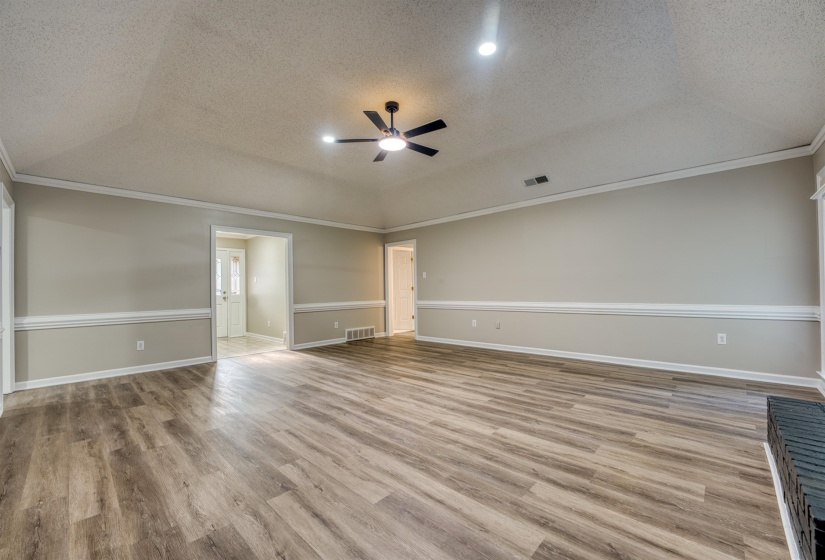 8747 GRANDBURY PL, Memphis, Tennessee 38016, 4 Bedroom Bedrooms, 7 Room Rooms,2.1 BathroomBathrooms,Residential,For Sale,GRANDBURY,0,10229282