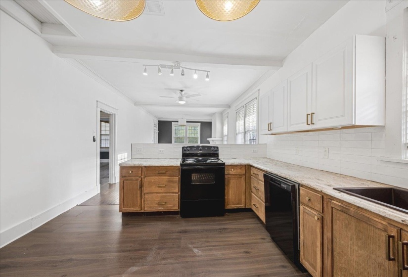 1621 KENDALE AVE, Memphis, Tennessee 38106, 3 Bedroom Bedrooms, 6 Room Rooms,1 BathroomBathrooms,Residential,For Sale,KENDALE,0,10229283