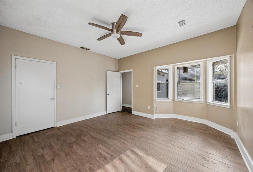 1621 KENDALE AVE, Memphis, Tennessee 38106, 3 Bedroom Bedrooms, 6 Room Rooms,1 BathroomBathrooms,Residential,For Sale,KENDALE,0,10229283