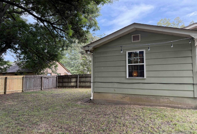 1261 PRESCOTT RD, Memphis, Tennessee 38111, 3 Bedroom Bedrooms, 3 Room Rooms,2 BathroomBathrooms,Residential,For Sale,PRESCOTT,0,10229284