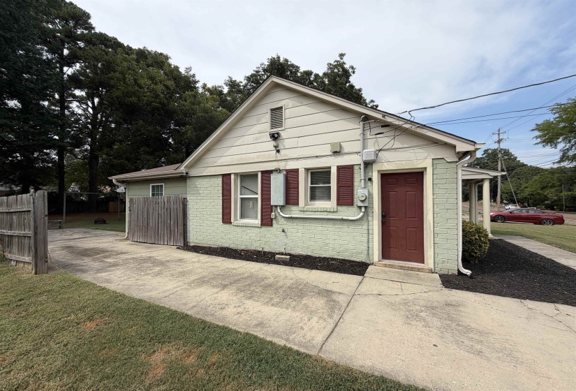 1261 PRESCOTT RD, Memphis, Tennessee 38111, 3 Bedroom Bedrooms, 3 Room Rooms,2 BathroomBathrooms,Residential,For Sale,PRESCOTT,0,10229284