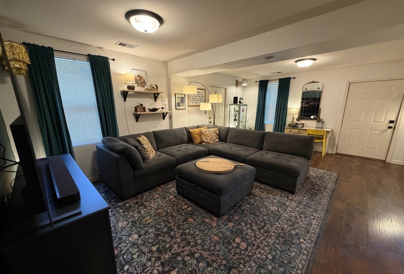 1261 PRESCOTT RD, Memphis, Tennessee 38111, 3 Bedroom Bedrooms, 3 Room Rooms,2 BathroomBathrooms,Residential,For Sale,PRESCOTT,0,10229284
