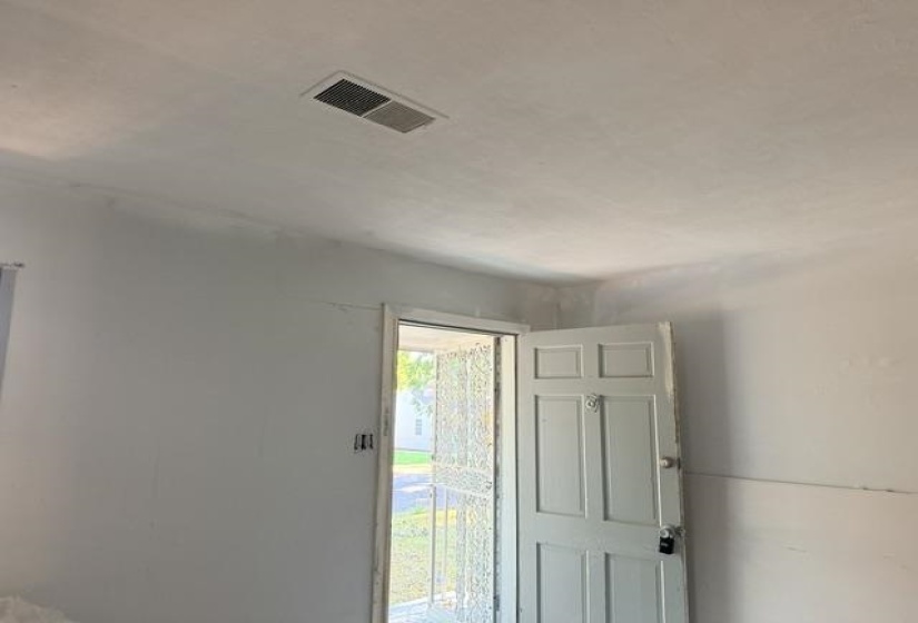 1459 ELOISE RD, Memphis, Tennessee 38106, 3 Bedroom Bedrooms, 6 Room Rooms,1 BathroomBathrooms,Residential,For Sale,ELOISE,0,10229285