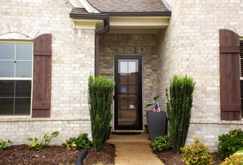 7665 SHADOWCREST CV, Unicorp/Memphis, Tennessee 38125, 4 Bedroom Bedrooms, 7 Room Rooms,3 BathroomBathrooms,Residential,For Sale,SHADOWCREST,0,10229287