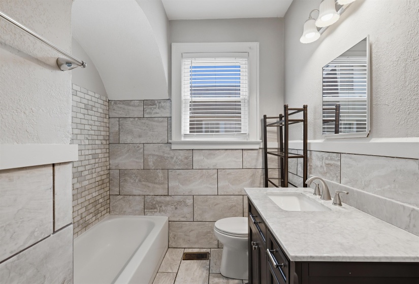 883 EVERGREEN ST, Memphis, Tennessee 38107, 2 Bedroom Bedrooms, 5 Room Rooms,1 BathroomBathrooms,Residential,For Sale,EVERGREEN,0,10229289
