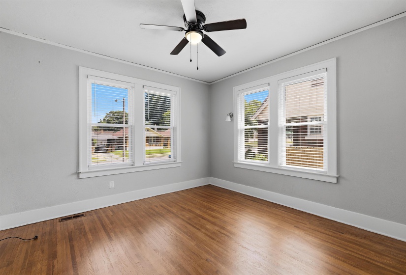 883 EVERGREEN ST, Memphis, Tennessee 38107, 2 Bedroom Bedrooms, 5 Room Rooms,1 BathroomBathrooms,Residential,For Sale,EVERGREEN,0,10229289