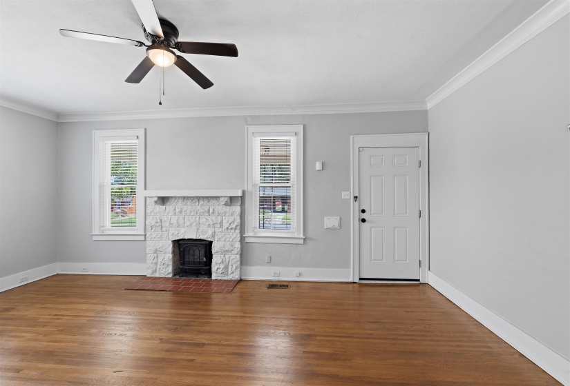 883 EVERGREEN ST, Memphis, Tennessee 38107, 2 Bedroom Bedrooms, 5 Room Rooms,1 BathroomBathrooms,Residential,For Sale,EVERGREEN,0,10229289