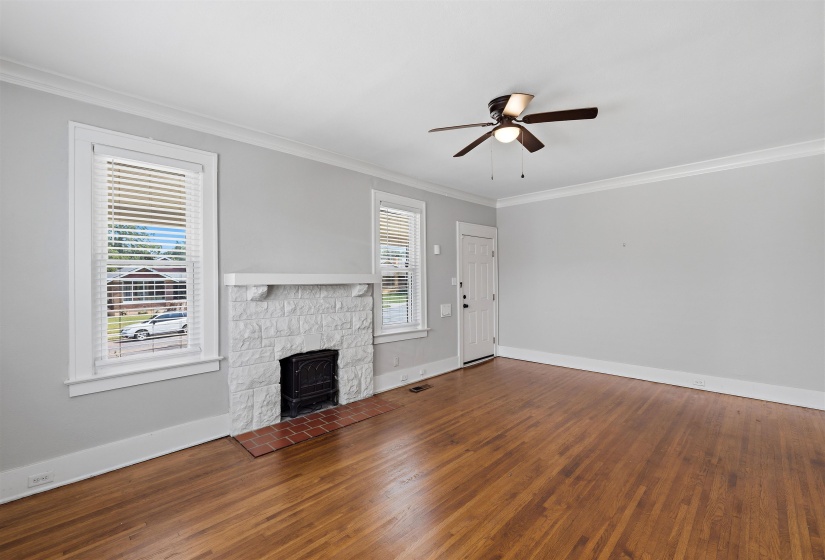 883 EVERGREEN ST, Memphis, Tennessee 38107, 2 Bedroom Bedrooms, 5 Room Rooms,1 BathroomBathrooms,Residential,For Sale,EVERGREEN,0,10229289