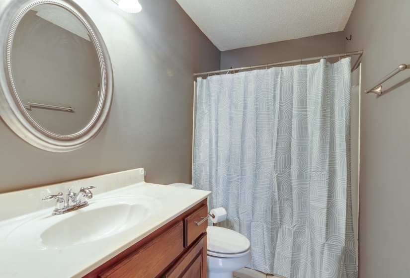 1464 FARMYARD CV, Unincorporated, Tennessee 38016, 3 Bedroom Bedrooms, 5 Room Rooms,2 BathroomBathrooms,Residential,For Sale,FARMYARD,0,10229292