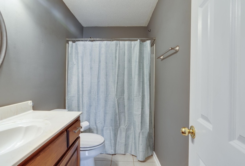 1464 FARMYARD CV, Unincorporated, Tennessee 38016, 3 Bedroom Bedrooms, 5 Room Rooms,2 BathroomBathrooms,Residential,For Sale,FARMYARD,0,10229292