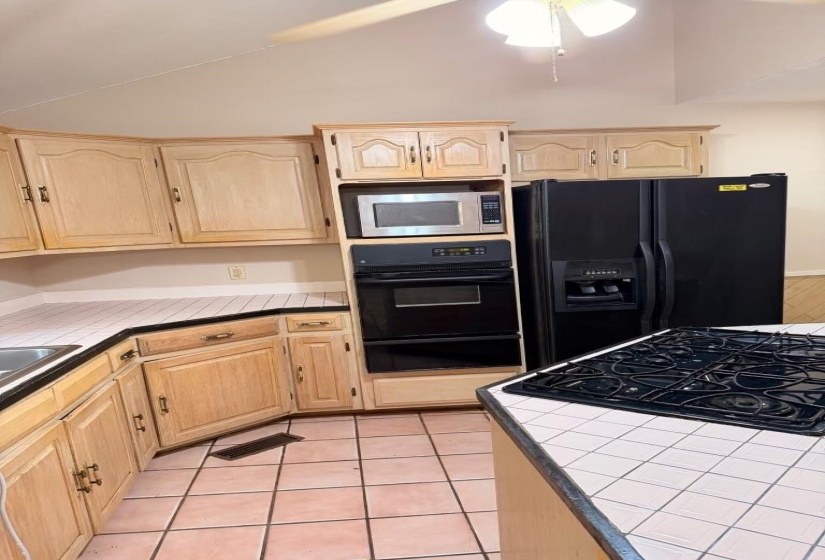 10440 STATE ROUTE 100 HWY, Henderson, Tennessee 38340-8408, 4 Bedroom Bedrooms, 7 Room Rooms,2.1 BathroomBathrooms,Residential,For Sale,STATE ROUTE 100,0,10229294