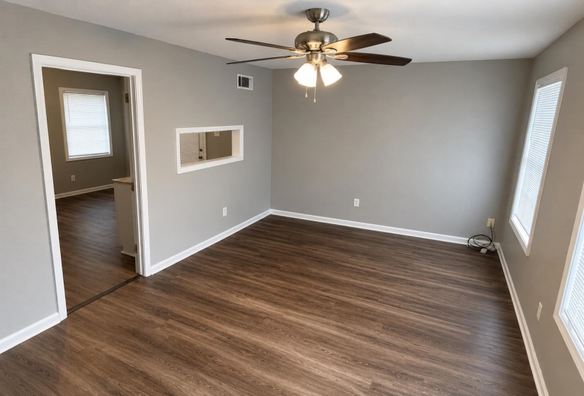 1902 MERRIMAC CV, Southaven, Mississippi 38671-5124, 3 Bedroom Bedrooms, 5 Room Rooms,1.1 BathroomBathrooms,Residential,For Sale,MERRIMAC,0,10229295